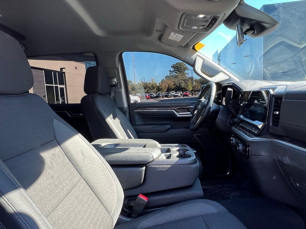 Thumbnail: 2024 Chevrolet Silverado 1500 - 6