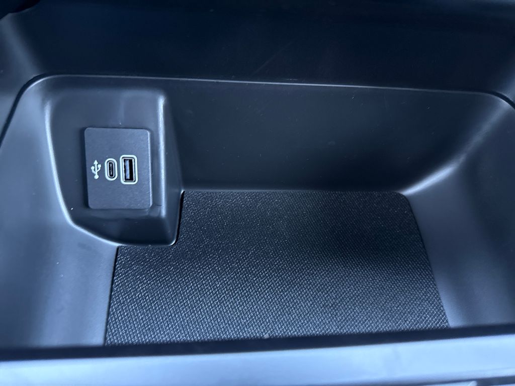 New 2026  Ford XLT image 36