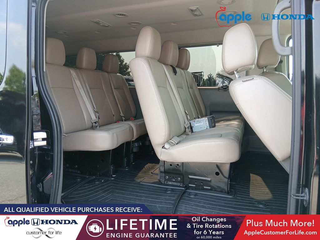 2018 Nissan NV Passenger NV3500 HD SL V8