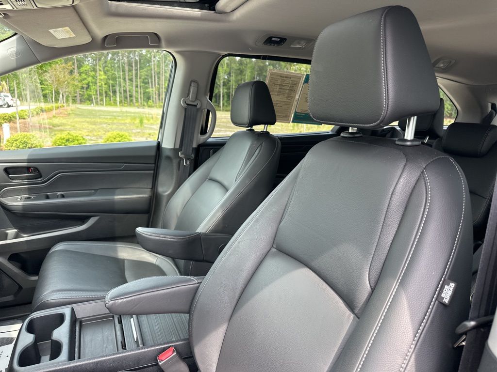 2023 Crystal Black Pearl Honda Odyssey EX-L FWD Van