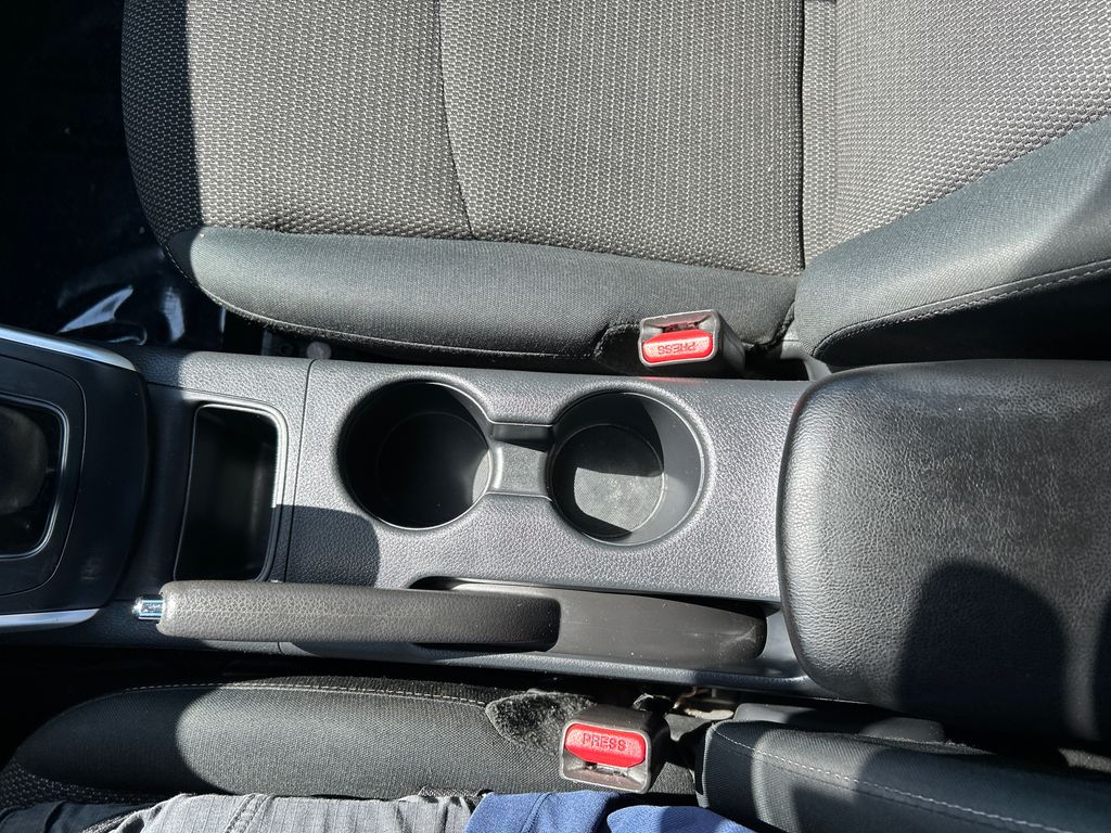 2018 Nissan Sentra S 21