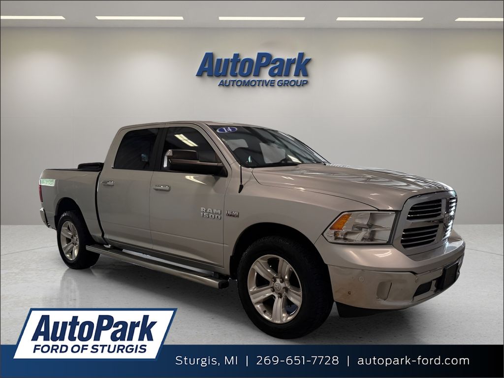 Bright Silver Clearcoat Metallic 2014 RAM 1500 Pickup Truck Four-Wheel Drive 8-Speed Automatic