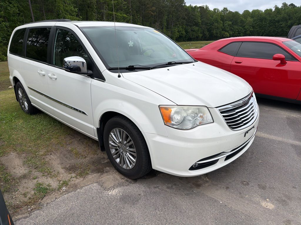 Stone White Clearcoat 2013 Chrysler Town & Country Touring-L FWD Minivan Front-Wheel Drive 6-Speed Automatic