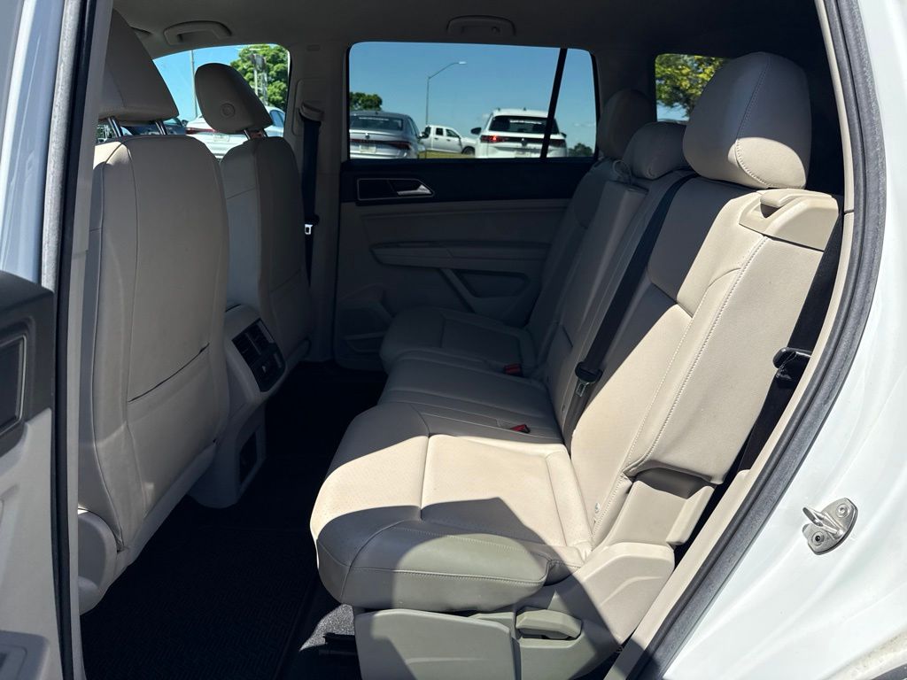 2019 Volkswagen Atlas 3.6L V6 SE White at Carlisle Cadillac Buick GMC