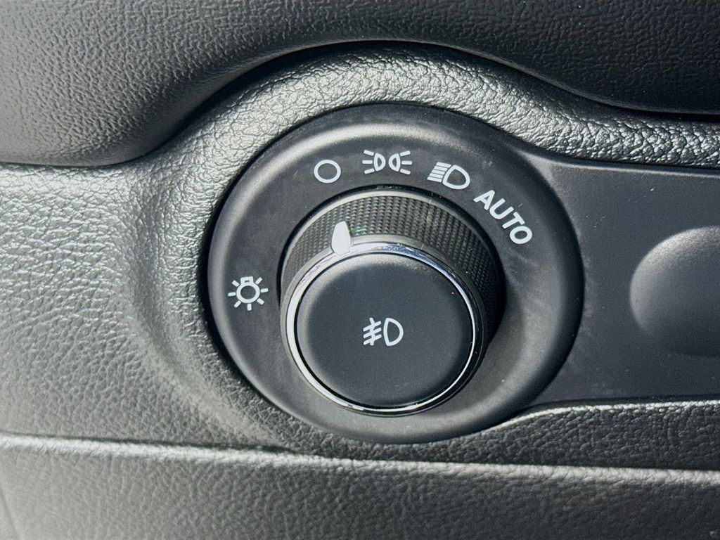 Used Car 2022 Dodge Durango  Gt Plus For Sale Under $30,000 In Austin, Texas