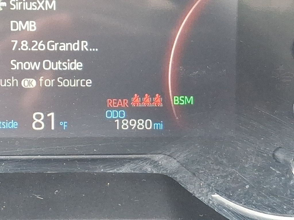 Thumbnail: 2023 Toyota RAV4 - 20