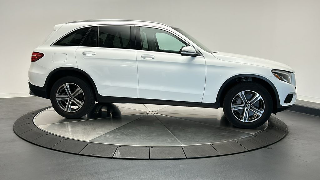 2019 Mercedes-Benz GLC 300 8