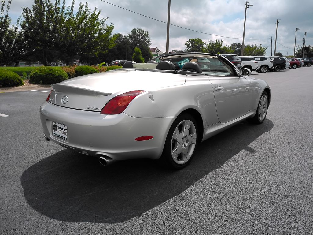 Used 2005 Silver Lexus 430 image 28
