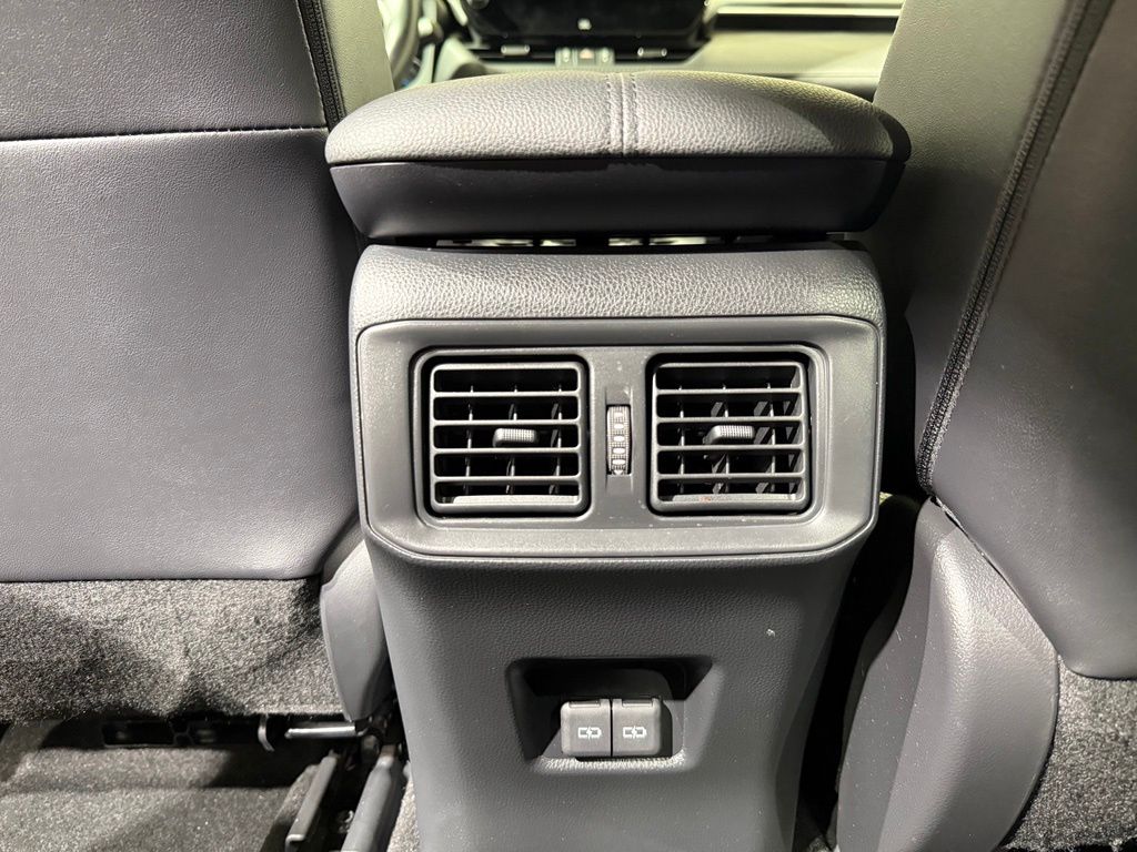 Thumbnail: 2024 Toyota RAV4 - 22