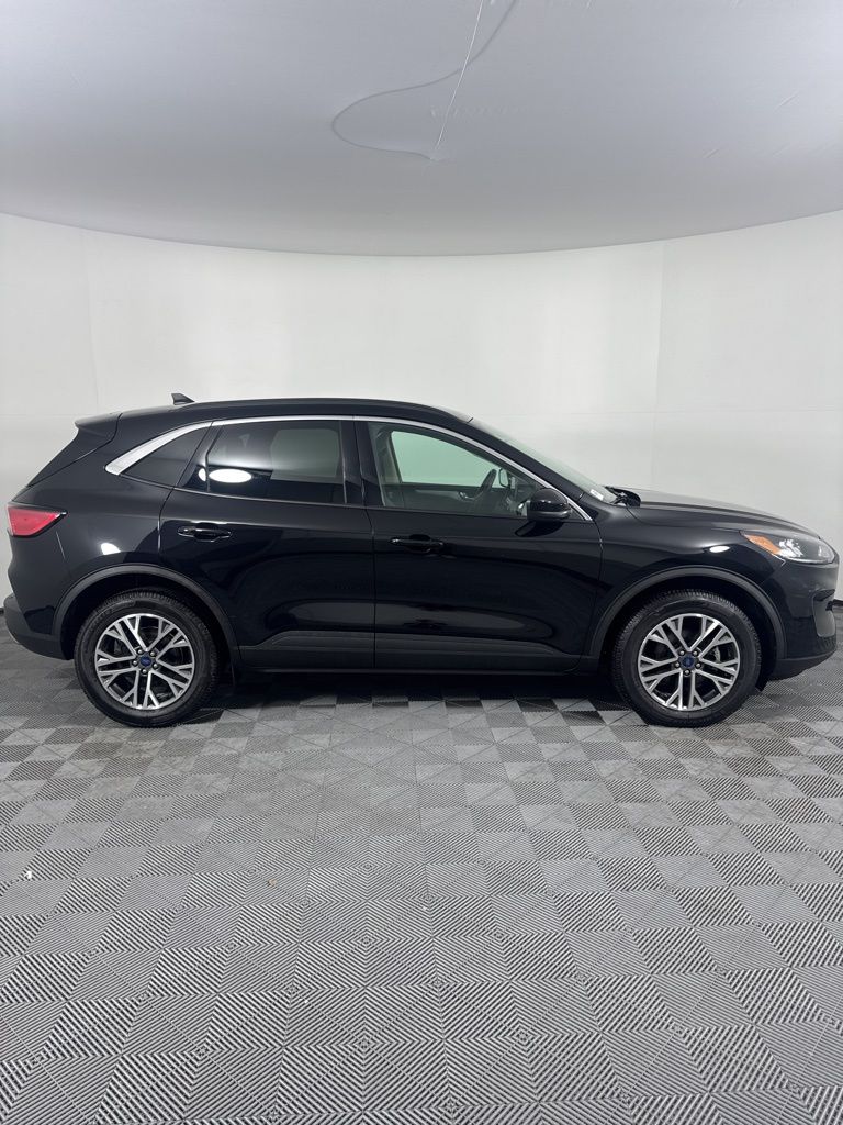 Thumbnail: 2020 Ford Escape - 4