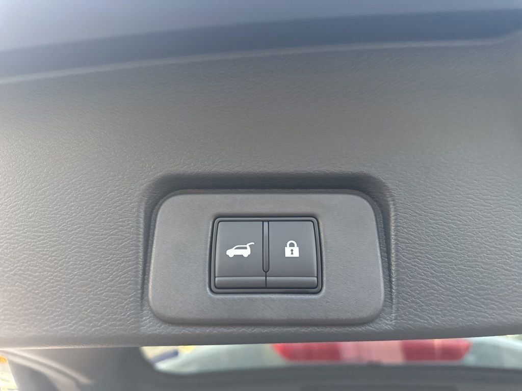 2025 Boulder Gray Pearl Nissan Rogue Platinum FWD SUV