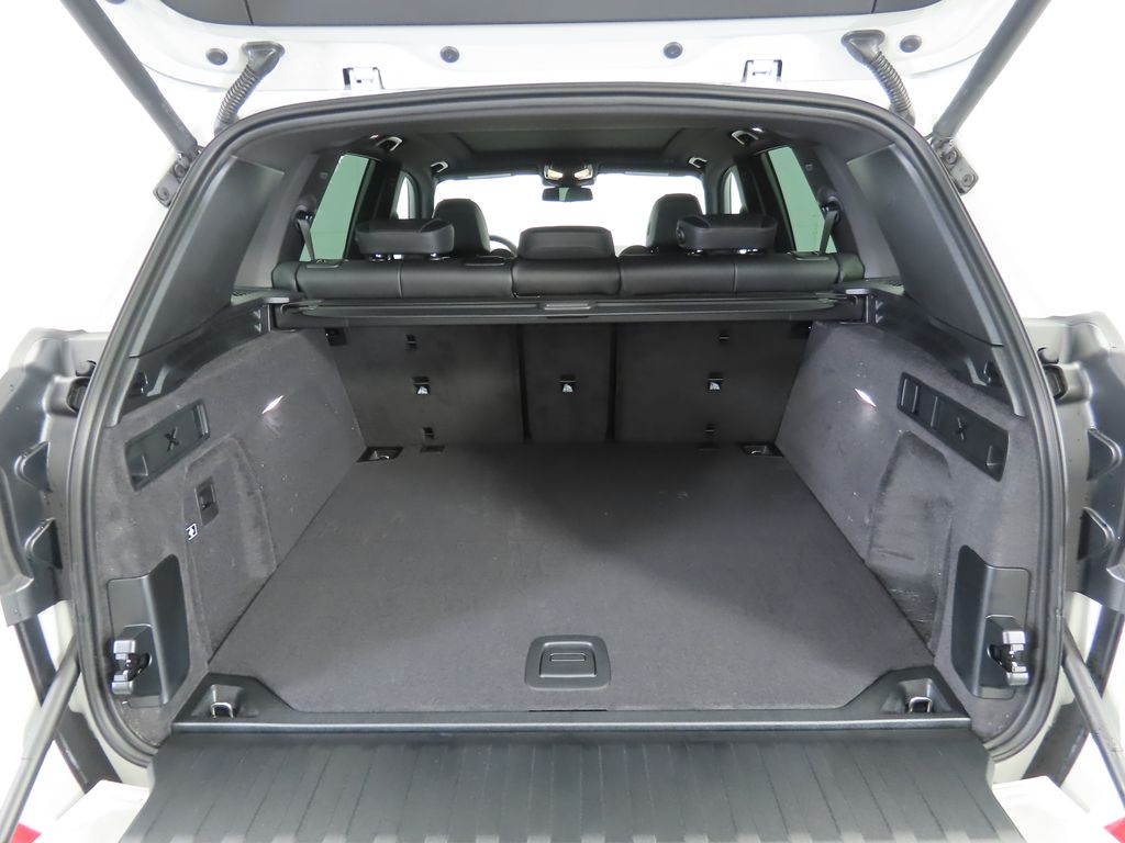 Thumbnail: 2025 BMW X5 - 28