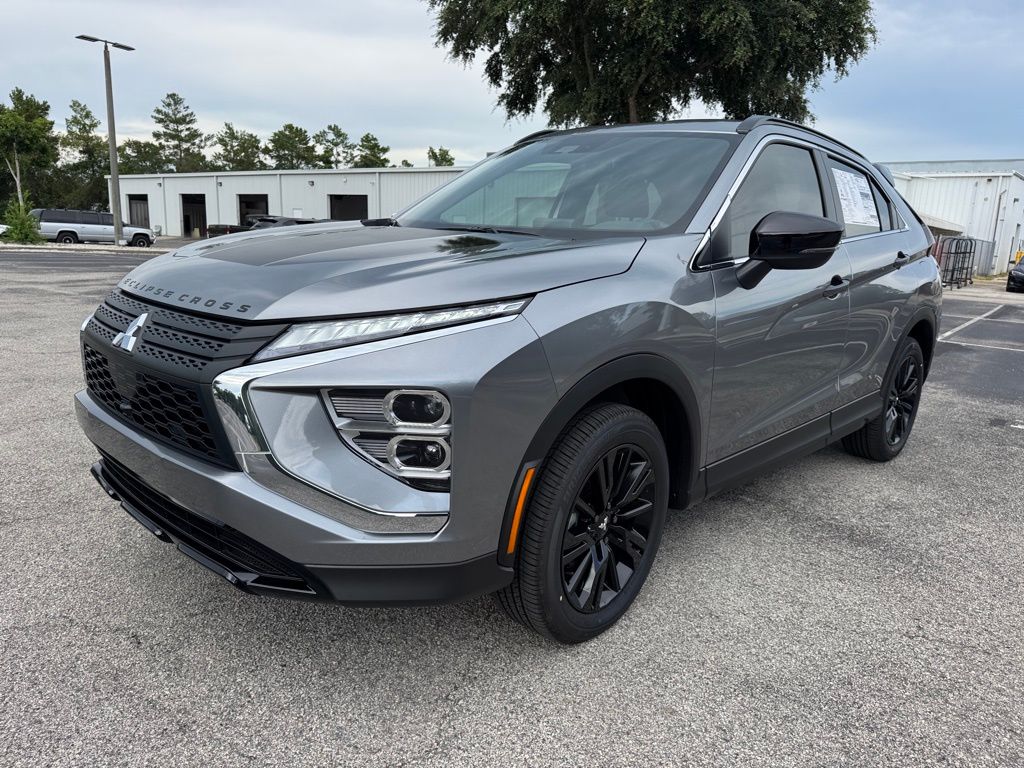 2025 Mitsubishi Eclipse Cross SEL photo 3