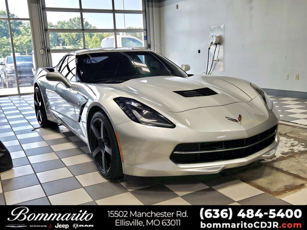 2014 Chevrolet Corvette Stingray 1LT Coupe RWD
