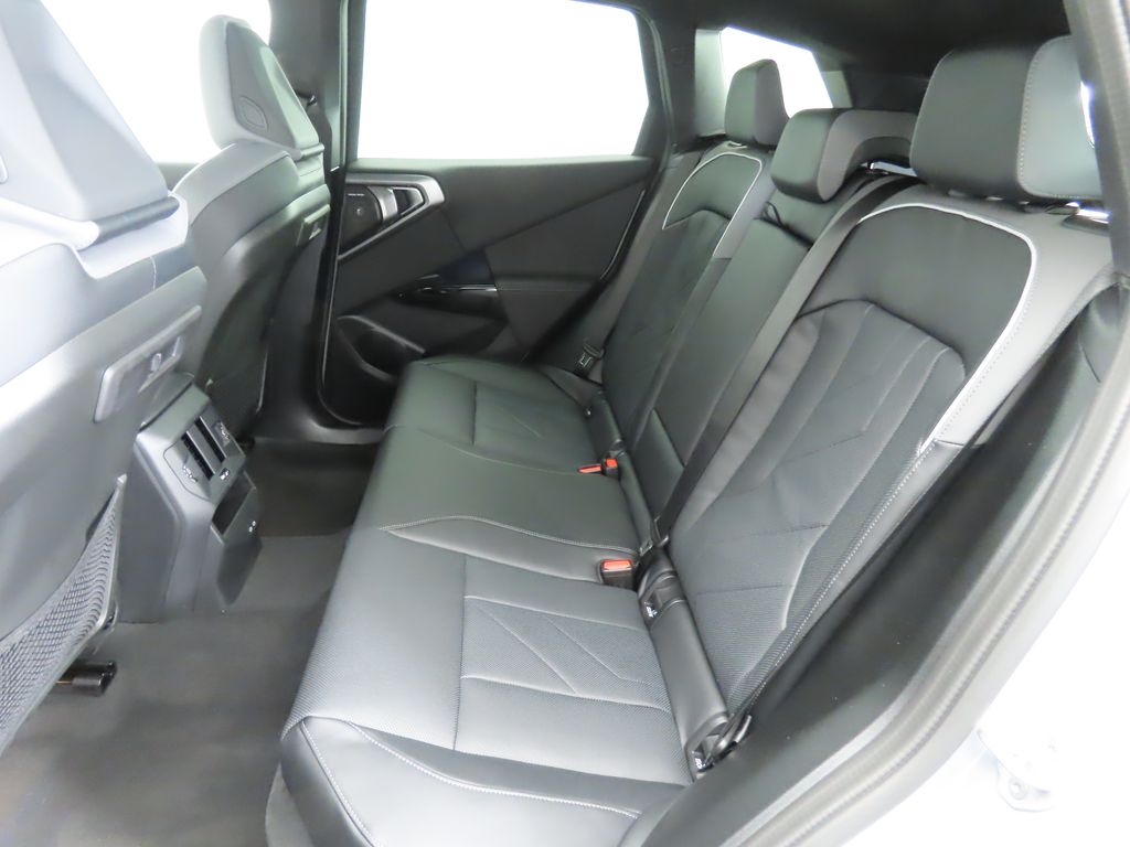 Thumbnail: 2026 BMW X3 - 21