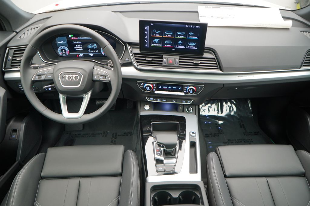 2025 Audi Q5  12