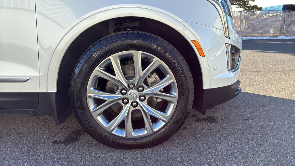 used 2020 Cadillac XT5 car, priced at $26,600