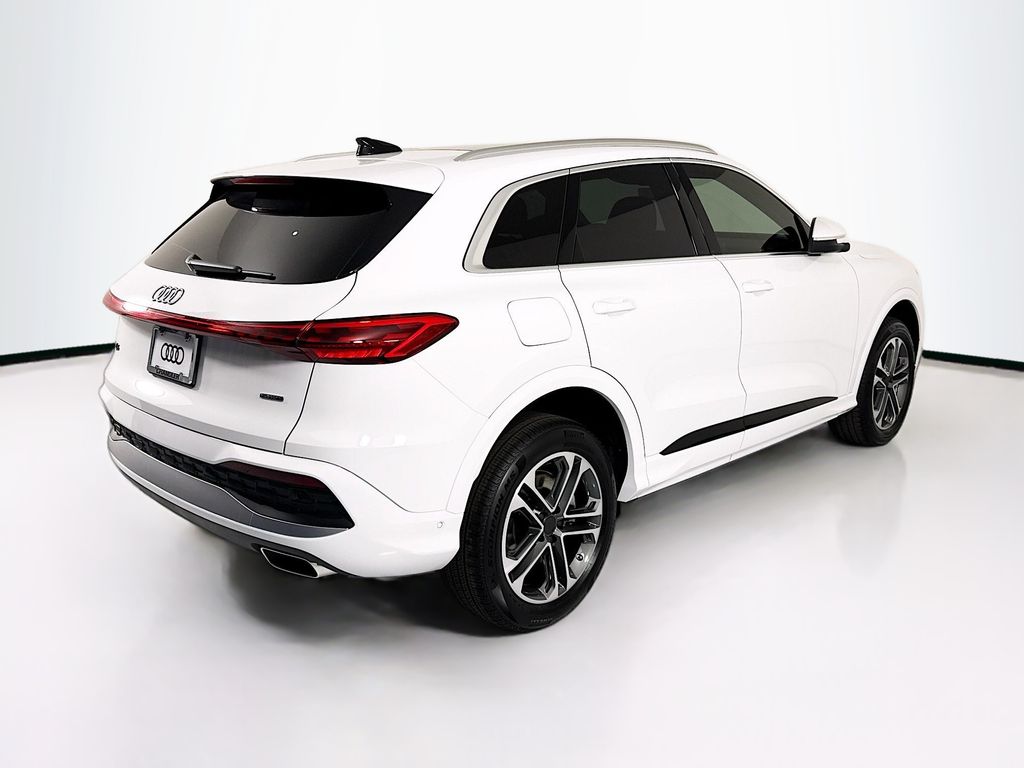 Thumbnail: 2026 Audi Q5 - 5