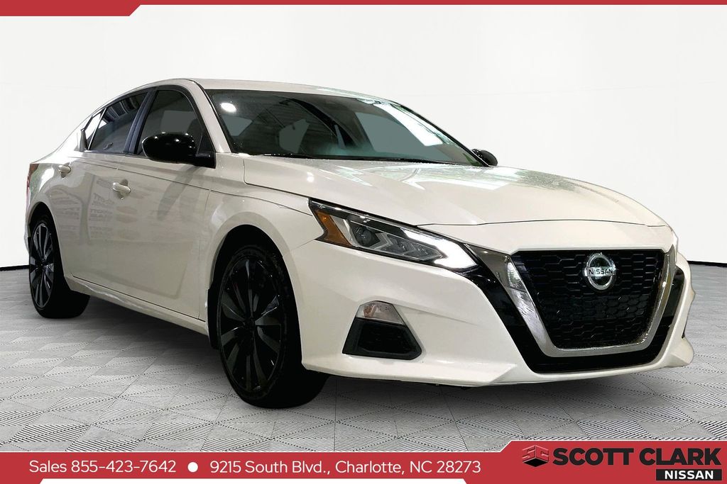 2020 Nissan Altima 2.5 SR