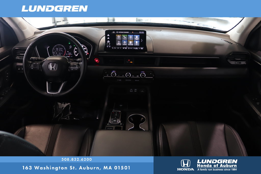 Used 2025 Honda Pilot SUV