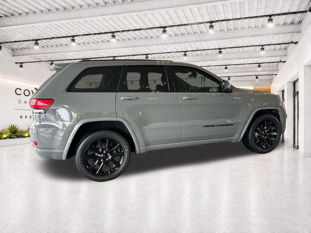 Used Car 2020 Jeep Grand Cherokee  Altitude For Sale Under $25,000 In Austin, Texas
