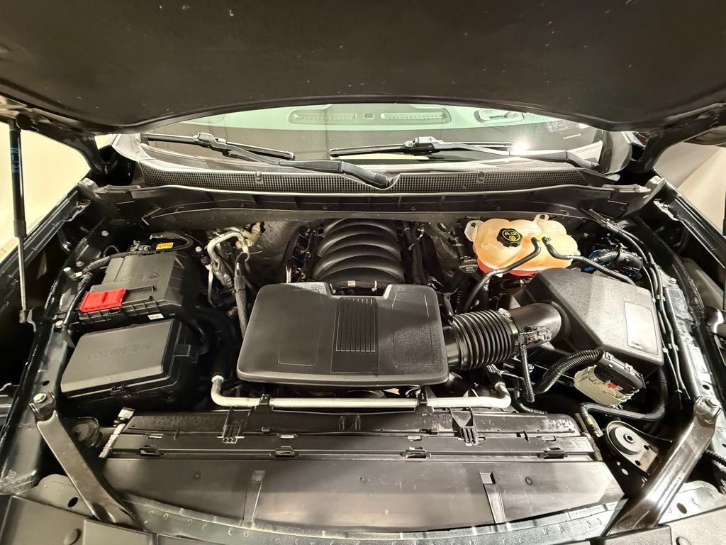 Thumbnail: 2022 Chevrolet Tahoe - 10