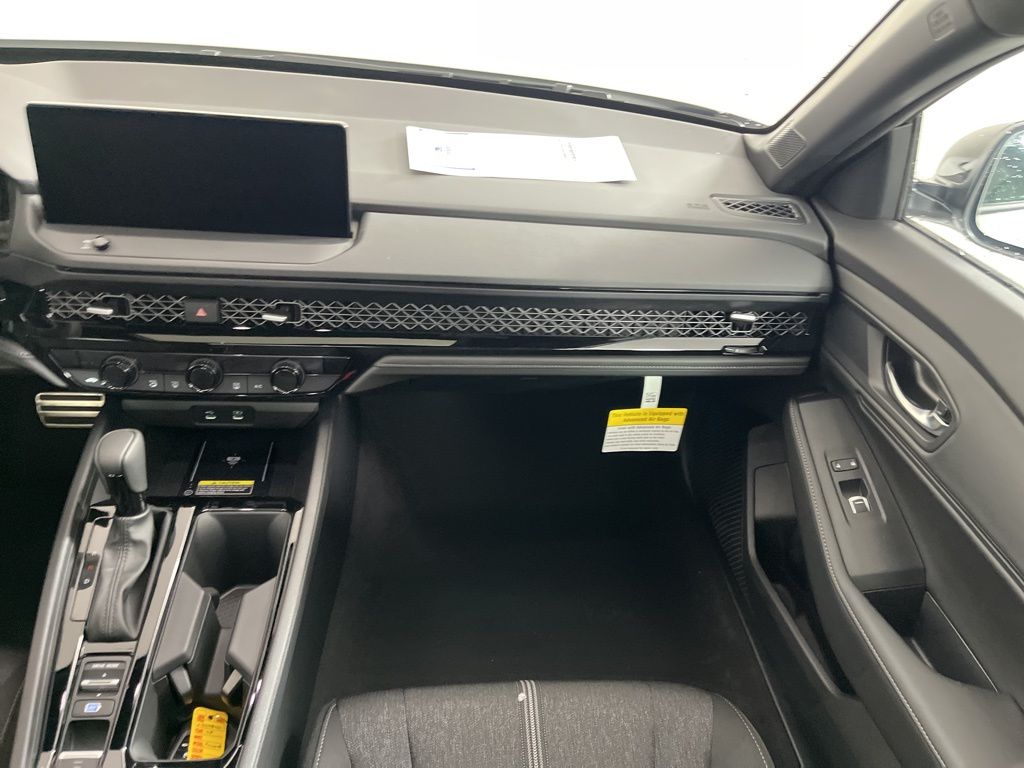 2025 Honda Accord Sport 18