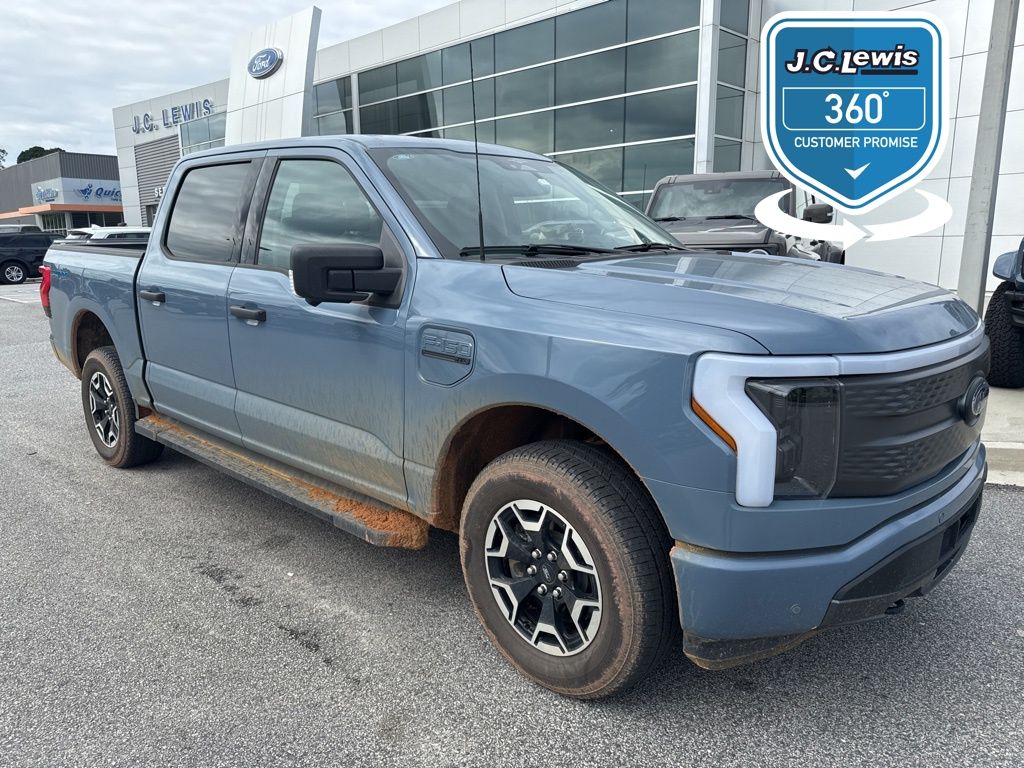 2023 Ford F-150 Lightning XLT