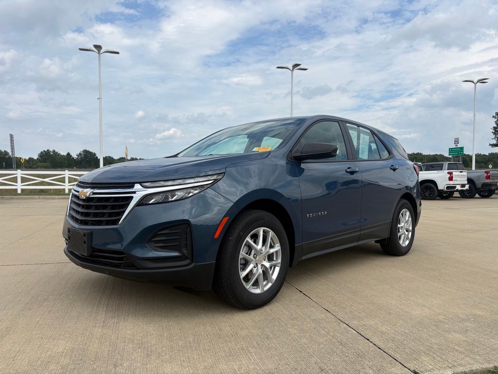 Lakeshore Blue Metallic 2024 Chevrolet Equinox SUV / Crossover Front-Wheel Drive 6-Speed Automatic Overdrive