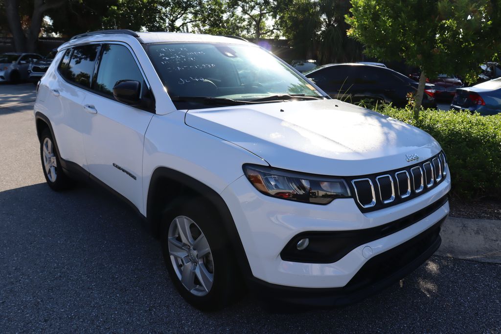 Thumbnail: 2022 Jeep Compass - 6