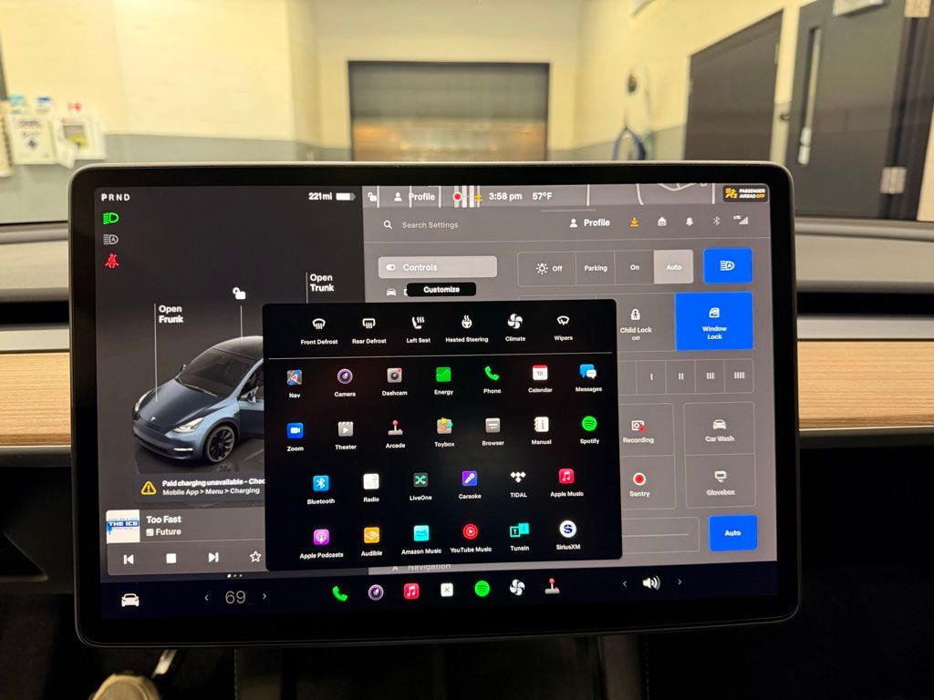 2024 Tesla Model Y Long Range 17