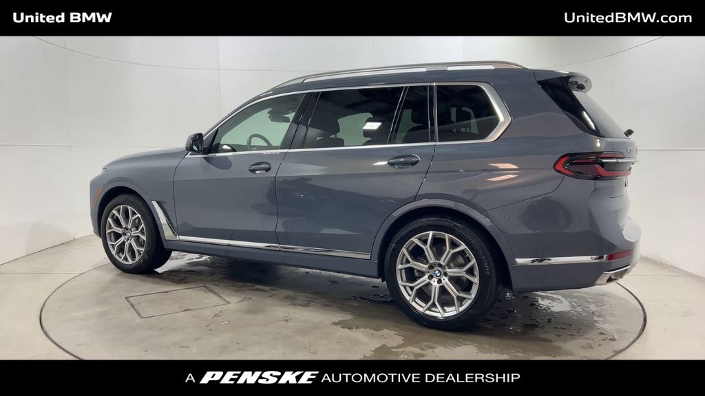 Thumbnail: 2025 BMW X7 - 6