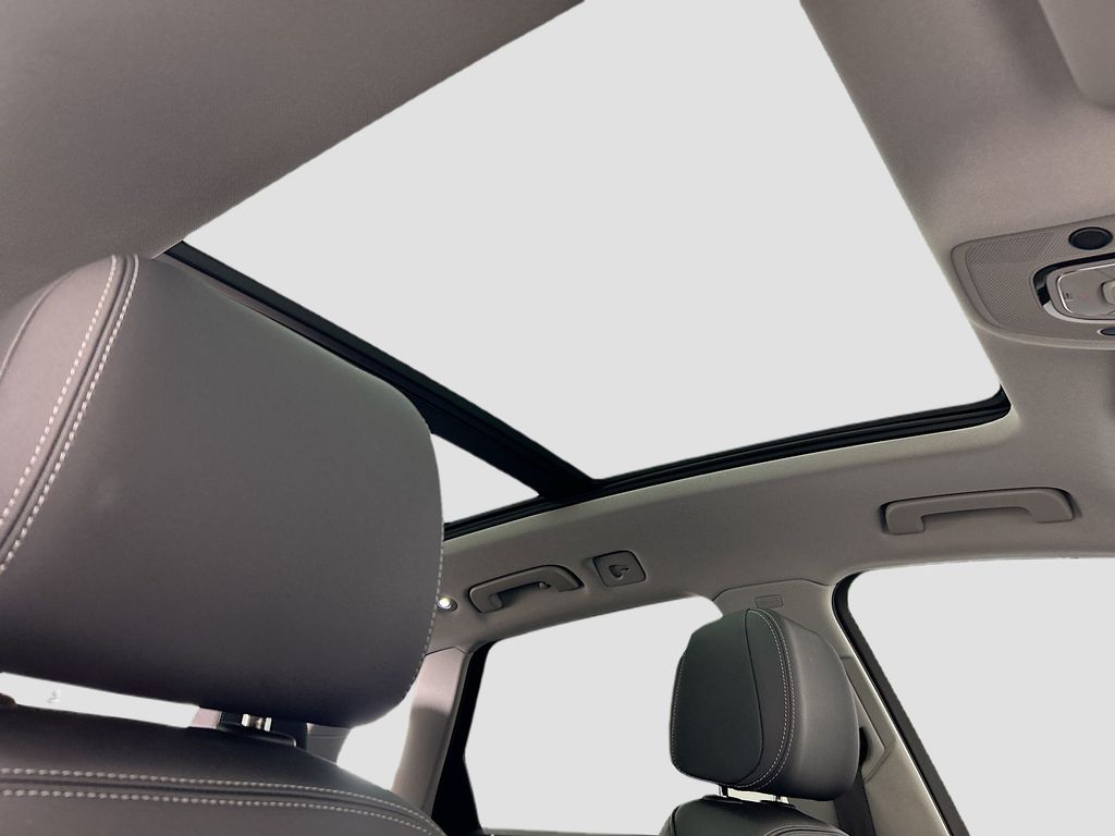 Thumbnail: 2023 Audi Q5 - 16