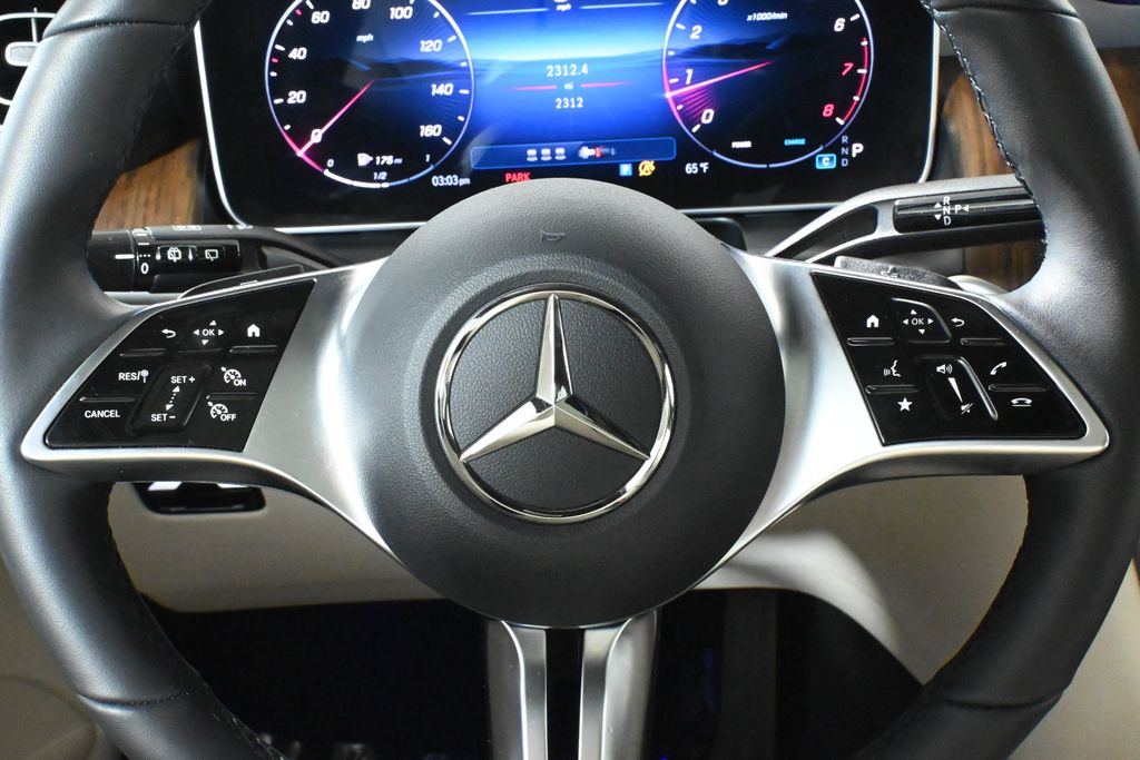 Thumbnail: 2026 Mercedes-Benz GLC - 19