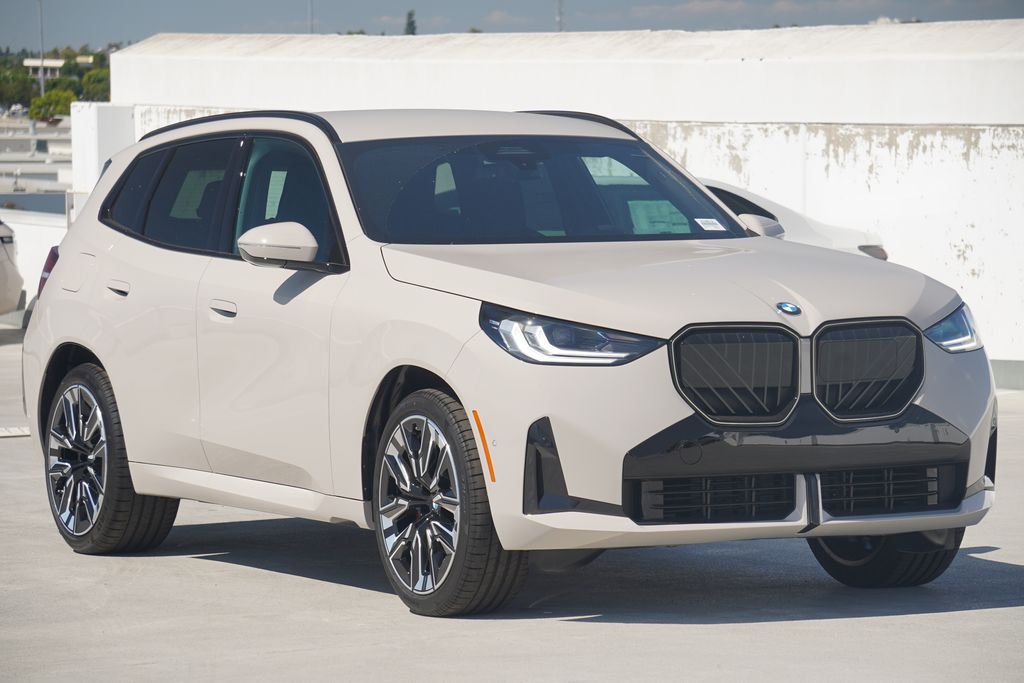 Thumbnail: 2026 BMW X3 - 3