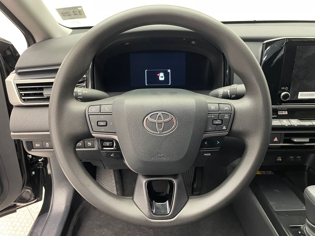 2025 Toyota Camry LE 20
