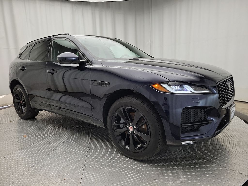 2023 Jaguar F-Pace S 3