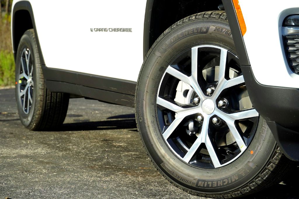 New Car 2025 Jeep Grand Cherokee  Limited For Sale Under $40,000 In Taylor, Texas