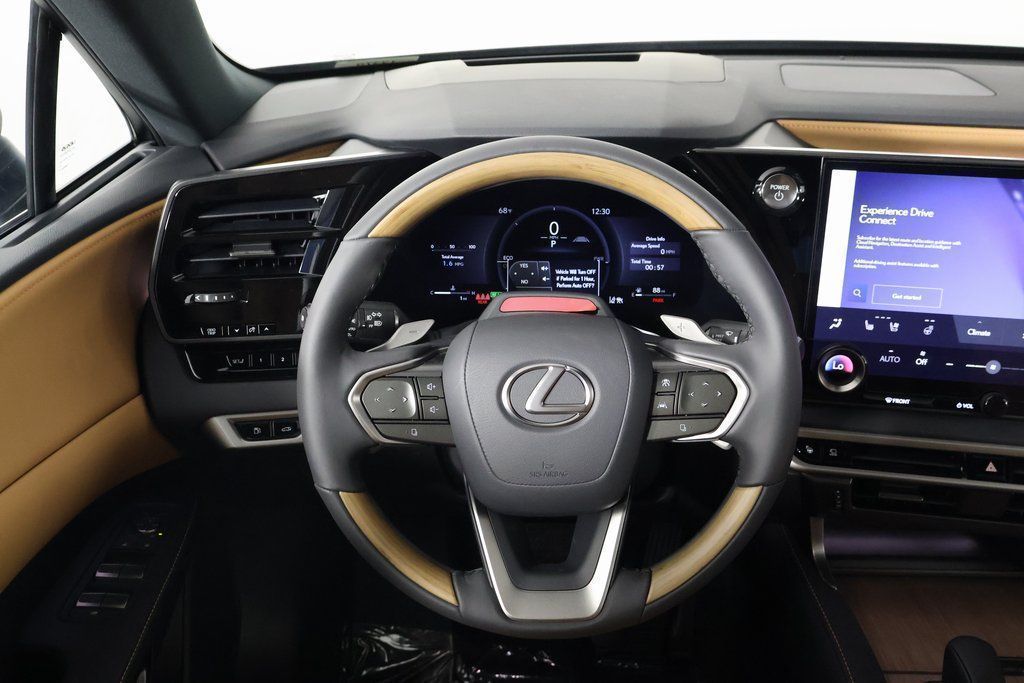 View vehicle photo 3