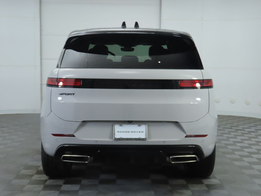 Thumbnail: 2025 Land Rover Range Rover Sport - 6