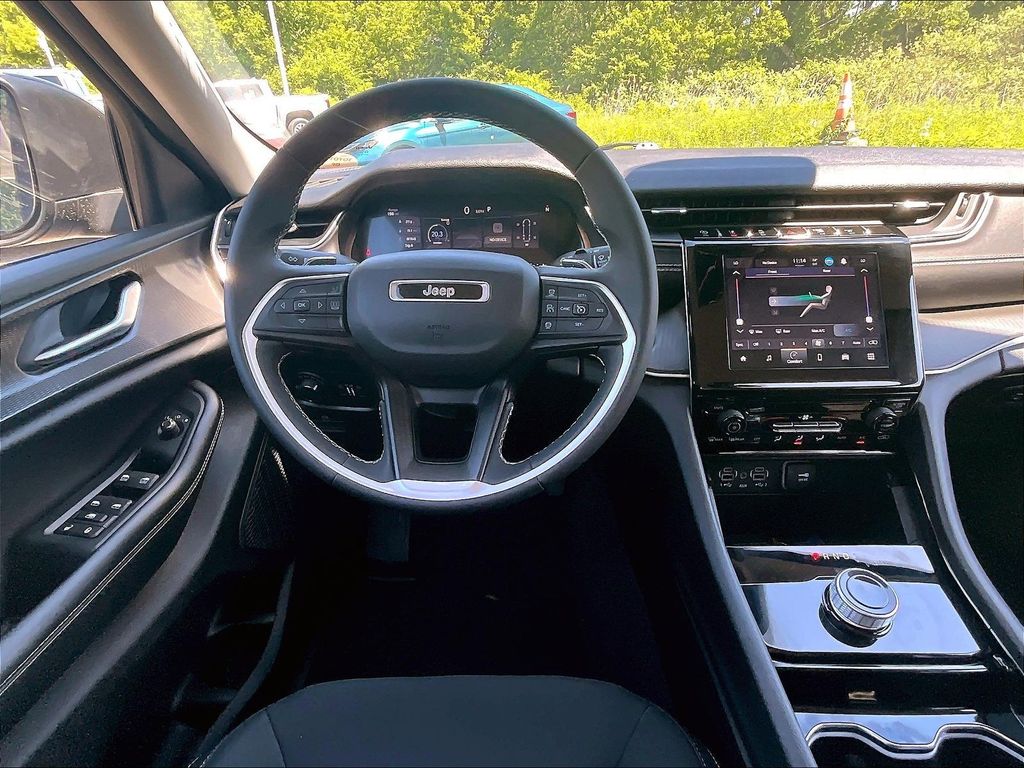 2023 Jeep Grand Cherokee L — photo 18