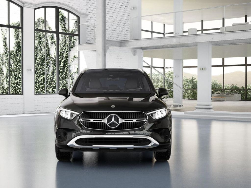 2025 Mercedes-Benz GLC GLC 300 7