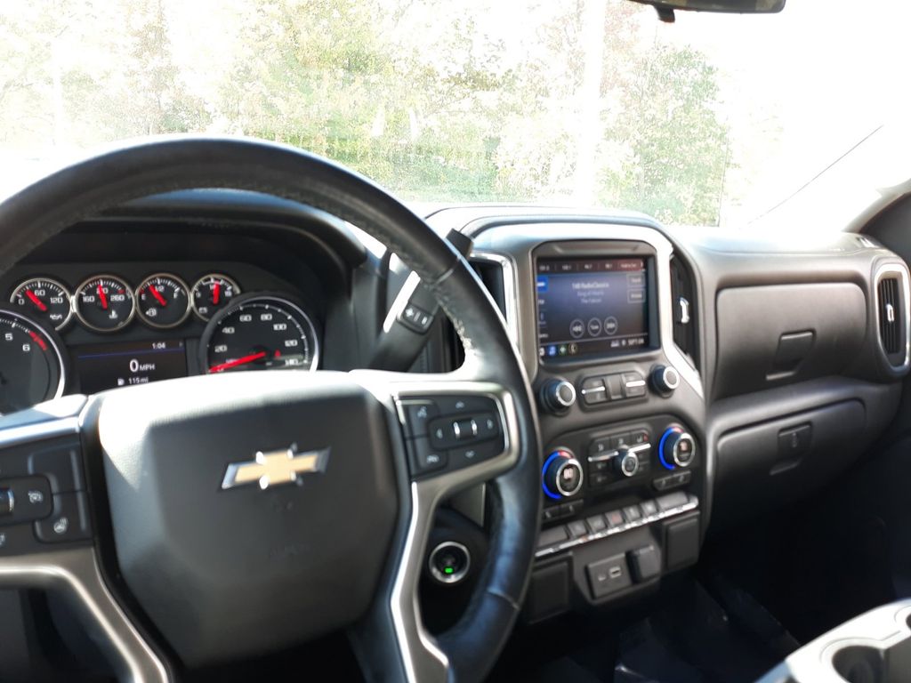 2021 Chevrolet Silverado 1500 LT 40