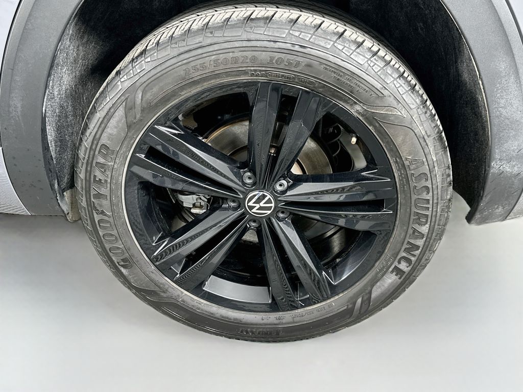 Thumbnail: 2023 Volkswagen Atlas - 31