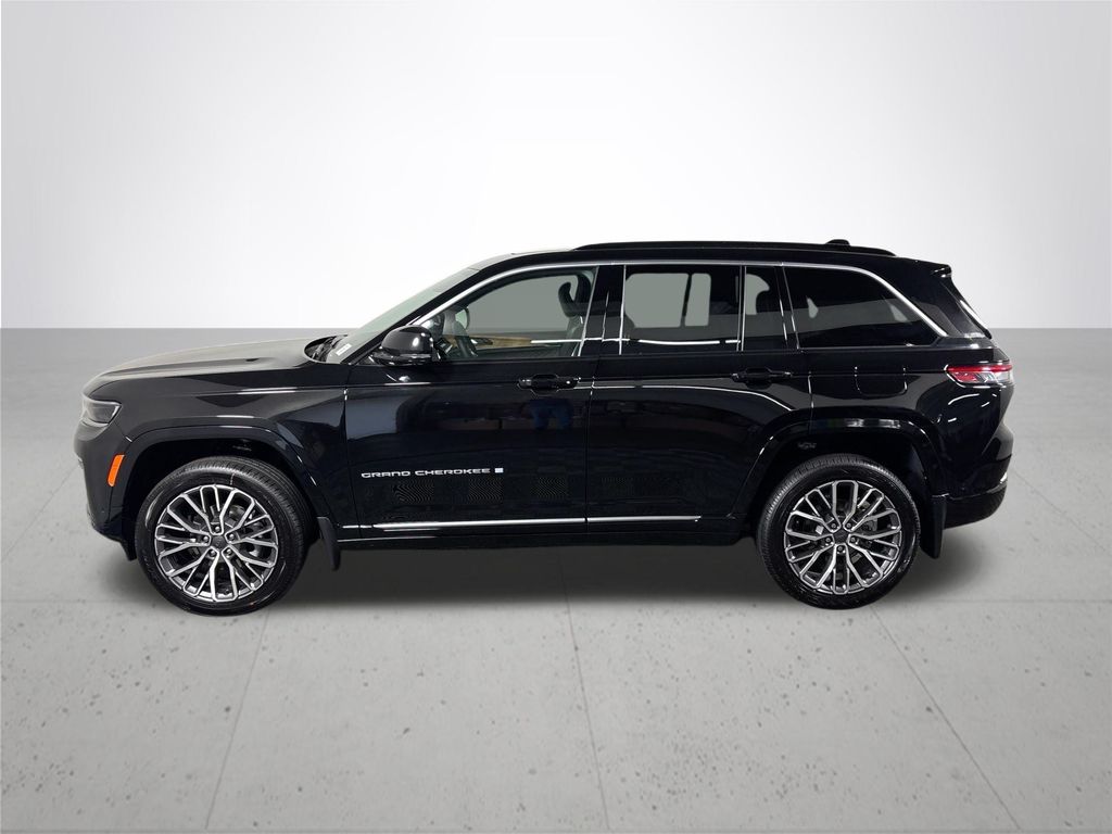 2026 Jeep Grand Cherokee Summit