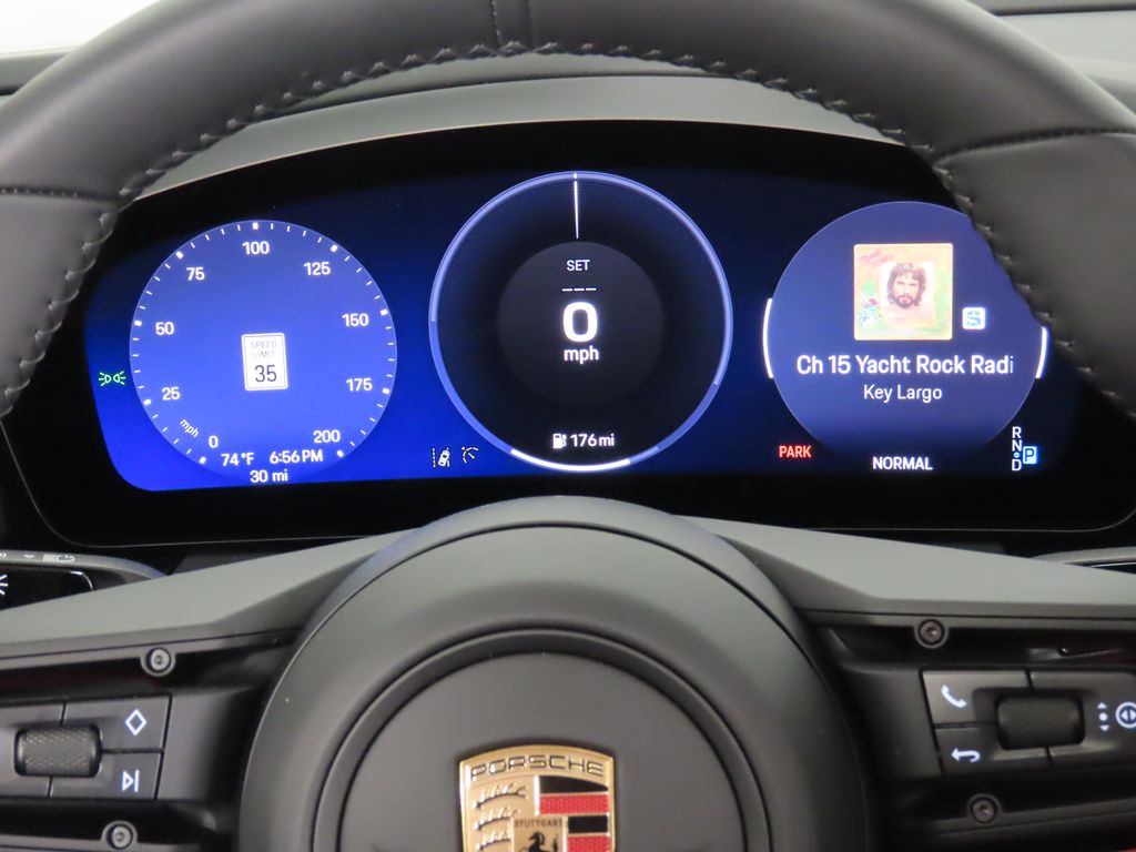Thumbnail: 2025 Porsche Macan - 18