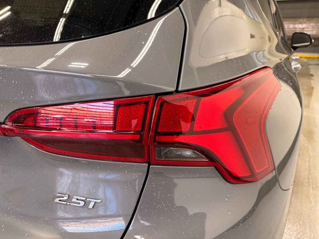 Thumbnail: 2021 Hyundai Santa Fe - 5