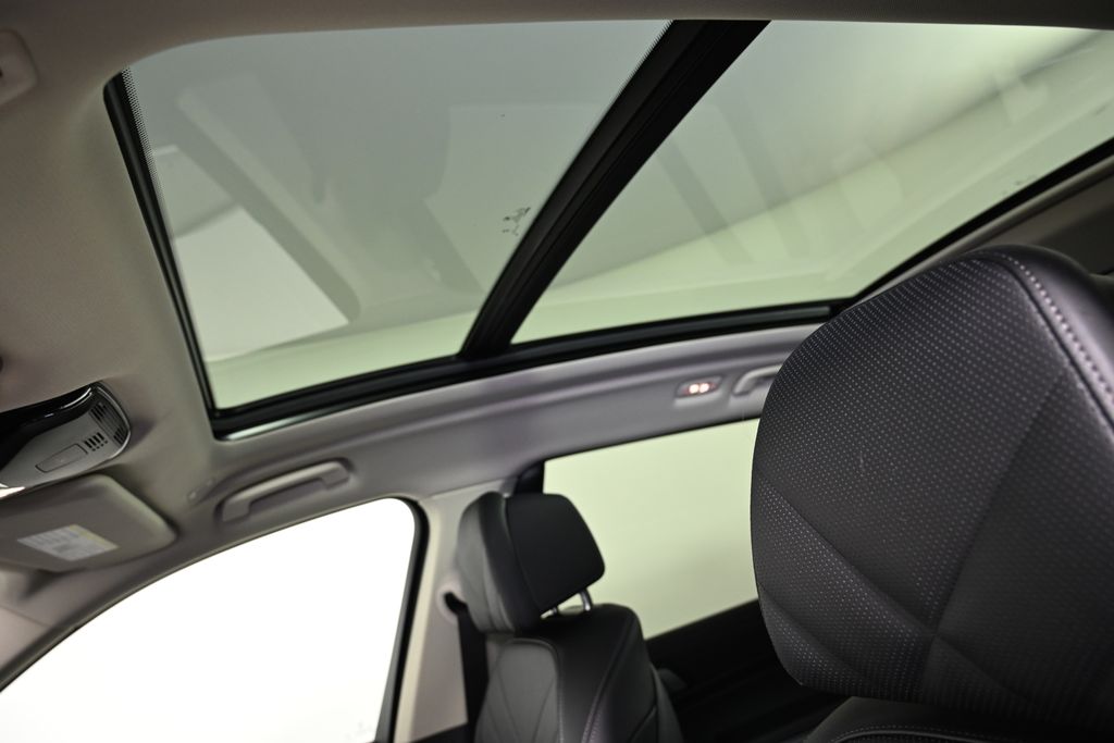 Thumbnail: 2024 BMW X7 - 20