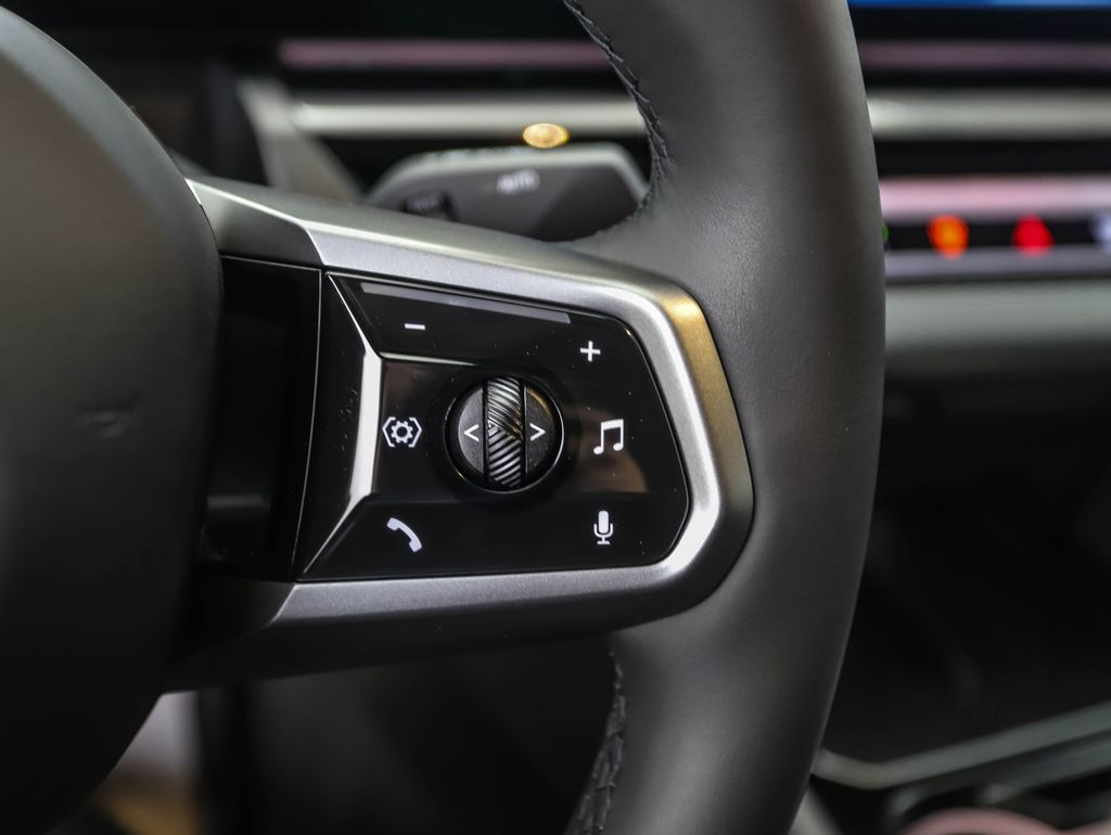 Thumbnail: 2026 BMW i5 - 13