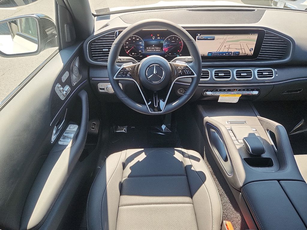 Thumbnail: 2026 Mercedes-Benz GLE - 7